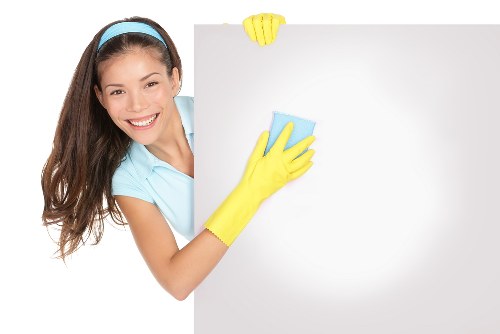 Risk assessment checklist used before oven cleaning in Barnes